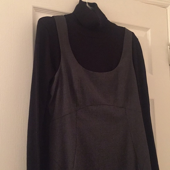 Theory Dress - Picture 2 of 4